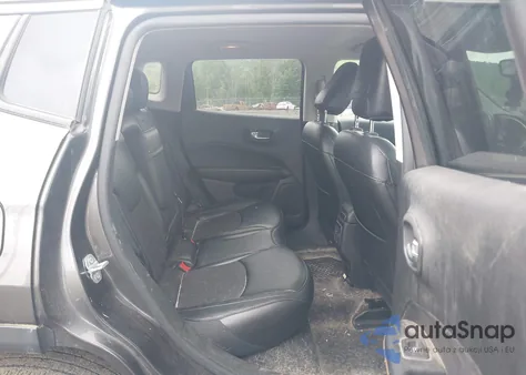 2019 Jeep Compass Latitude 4X4 из США, поврежденный, VIN 3C4NJDBB3KT741841